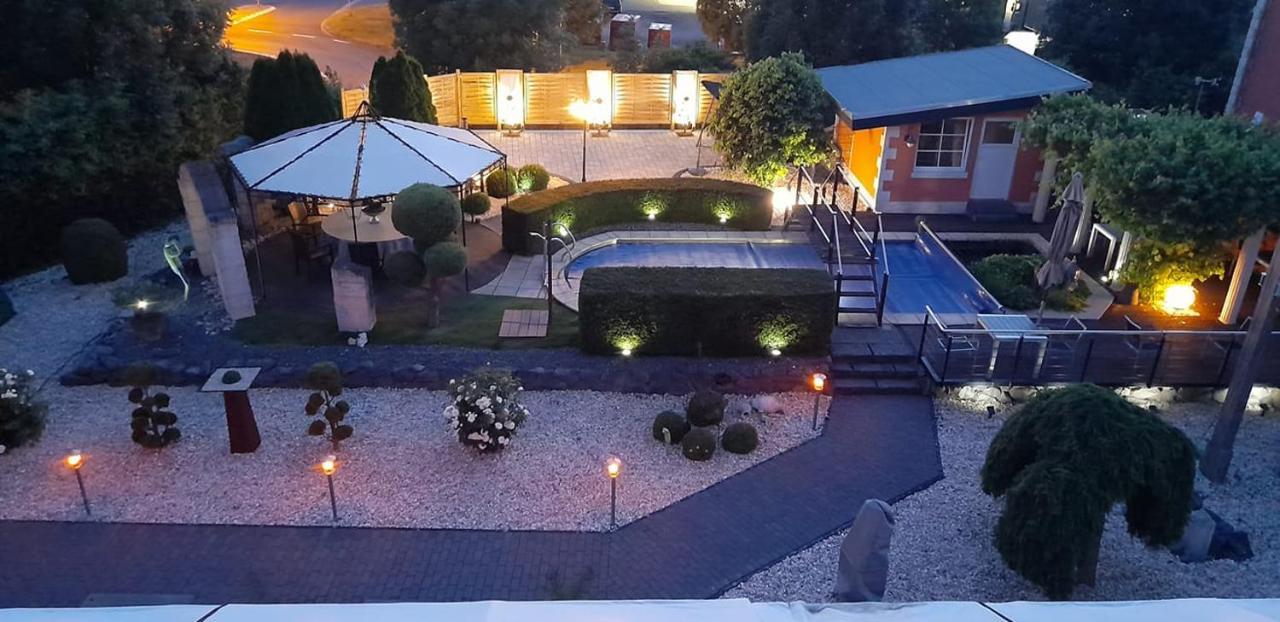 Hotel Garni Am Schloss Kottenheim Dış mekan fotoğraf