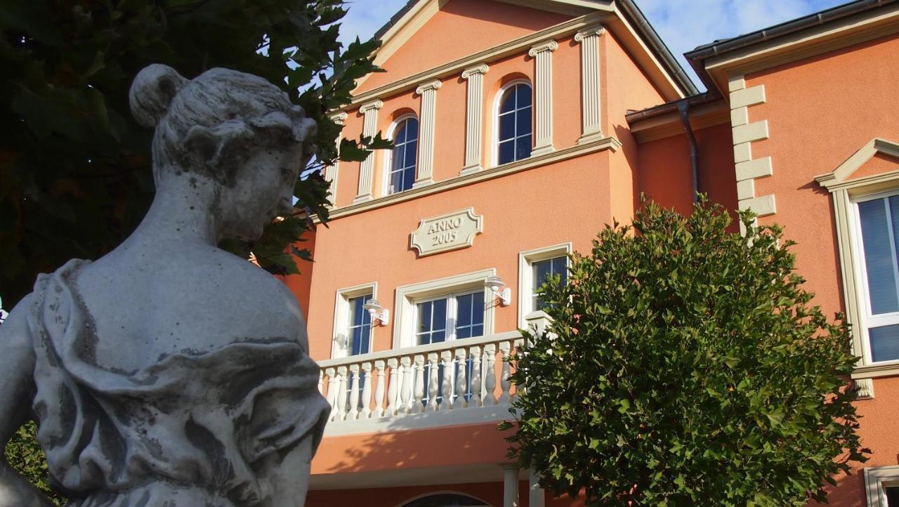 Hotel Garni Am Schloss Kottenheim Dış mekan fotoğraf
